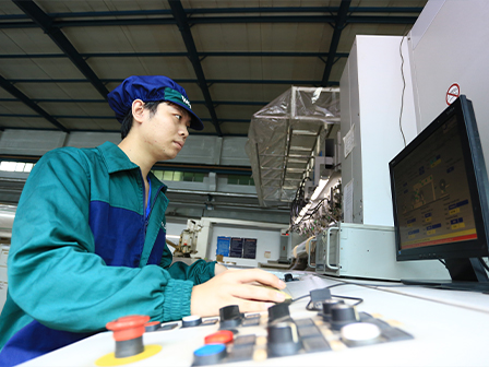 精細(xì)管理提質(zhì)增效，全員共創(chuàng)共享共贏 ——砥礪奮進(jìn)的威孚